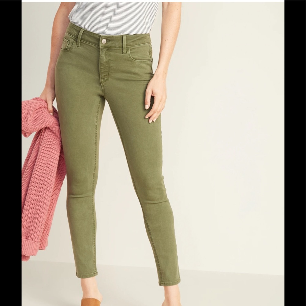Old Navy Rock Star Stretch Jeans - Sage color